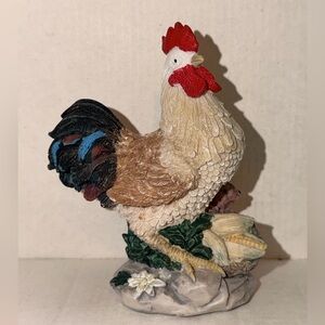 🎀5/$15 Colorful Rooster and squirrel Figurine